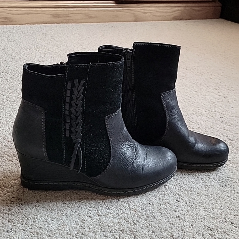Earth Hilltopper Boots, women's sz 8